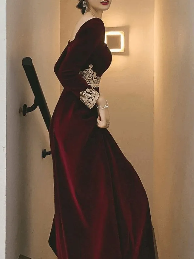 A-Line Vintage Formal Velvet Evening Dress with Appliques Long Sleeve Dinner Dresses,DP581