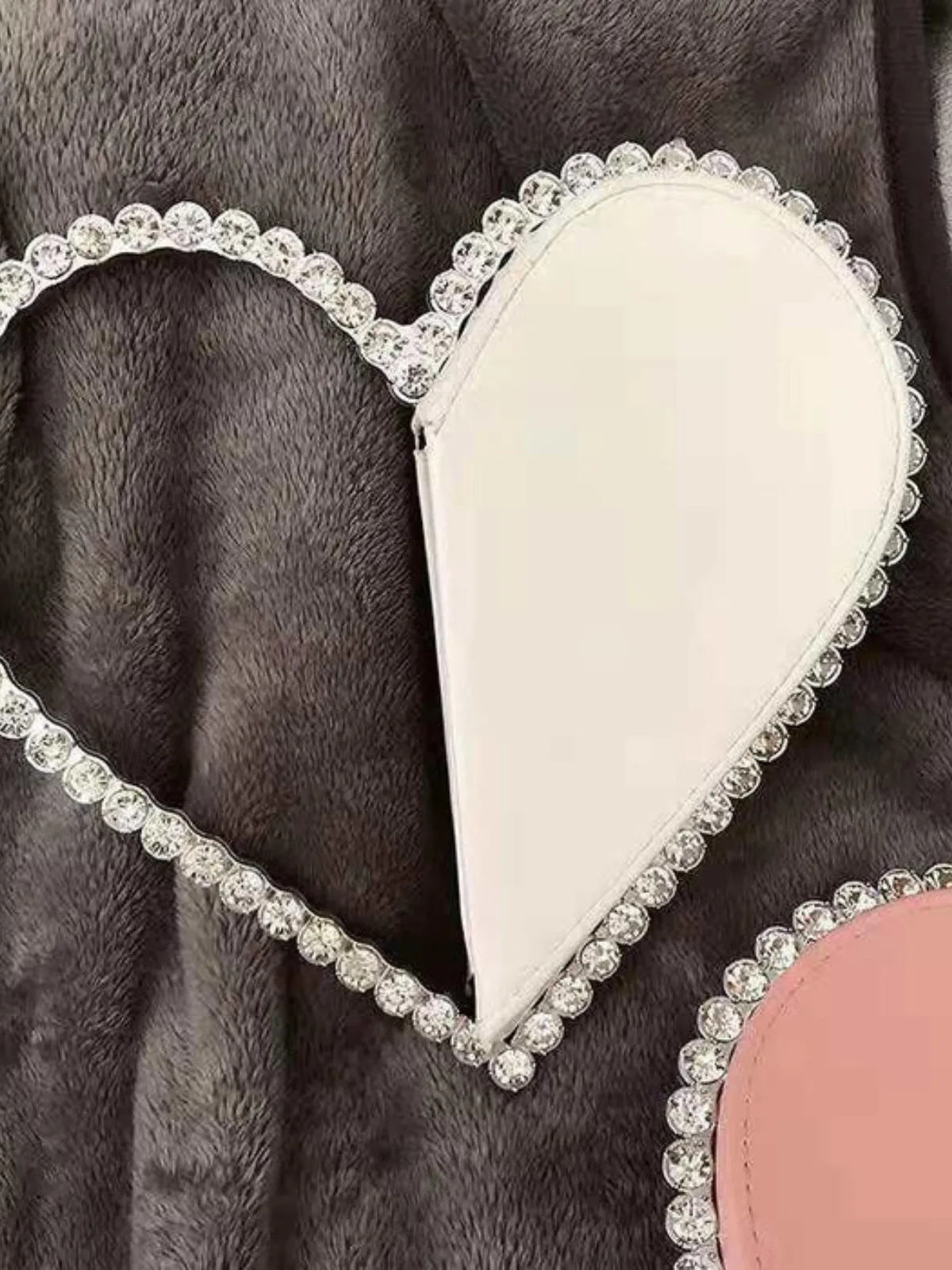 Charm and Glam Heart Evening Clutch