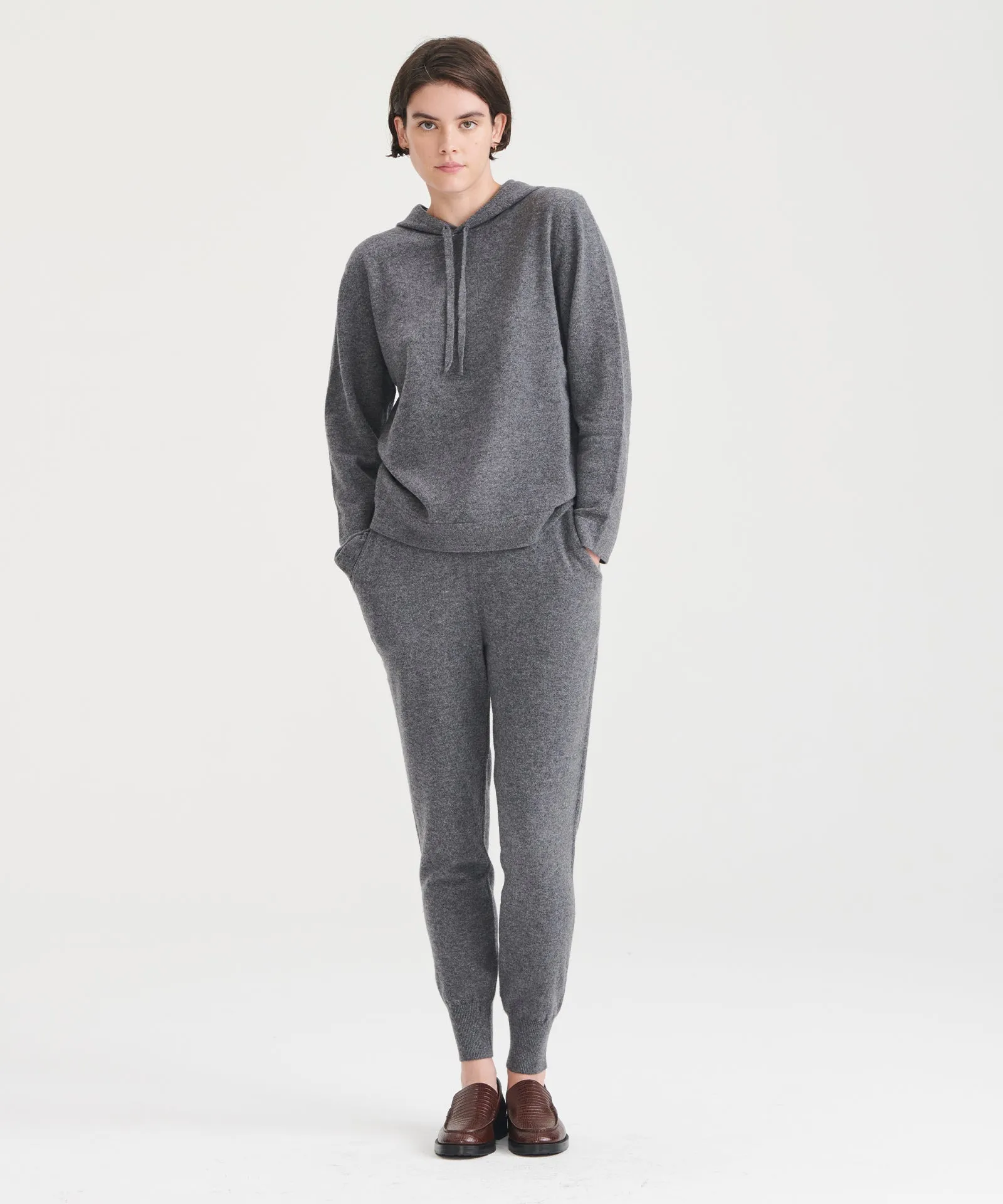 The Off-Duty Cashmere Jogger