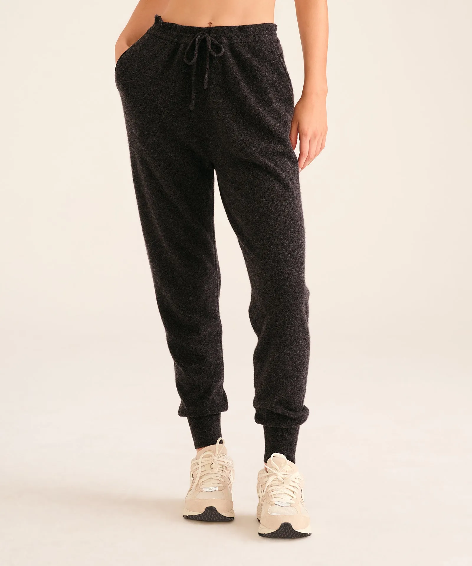 The Off-Duty Cashmere Jogger